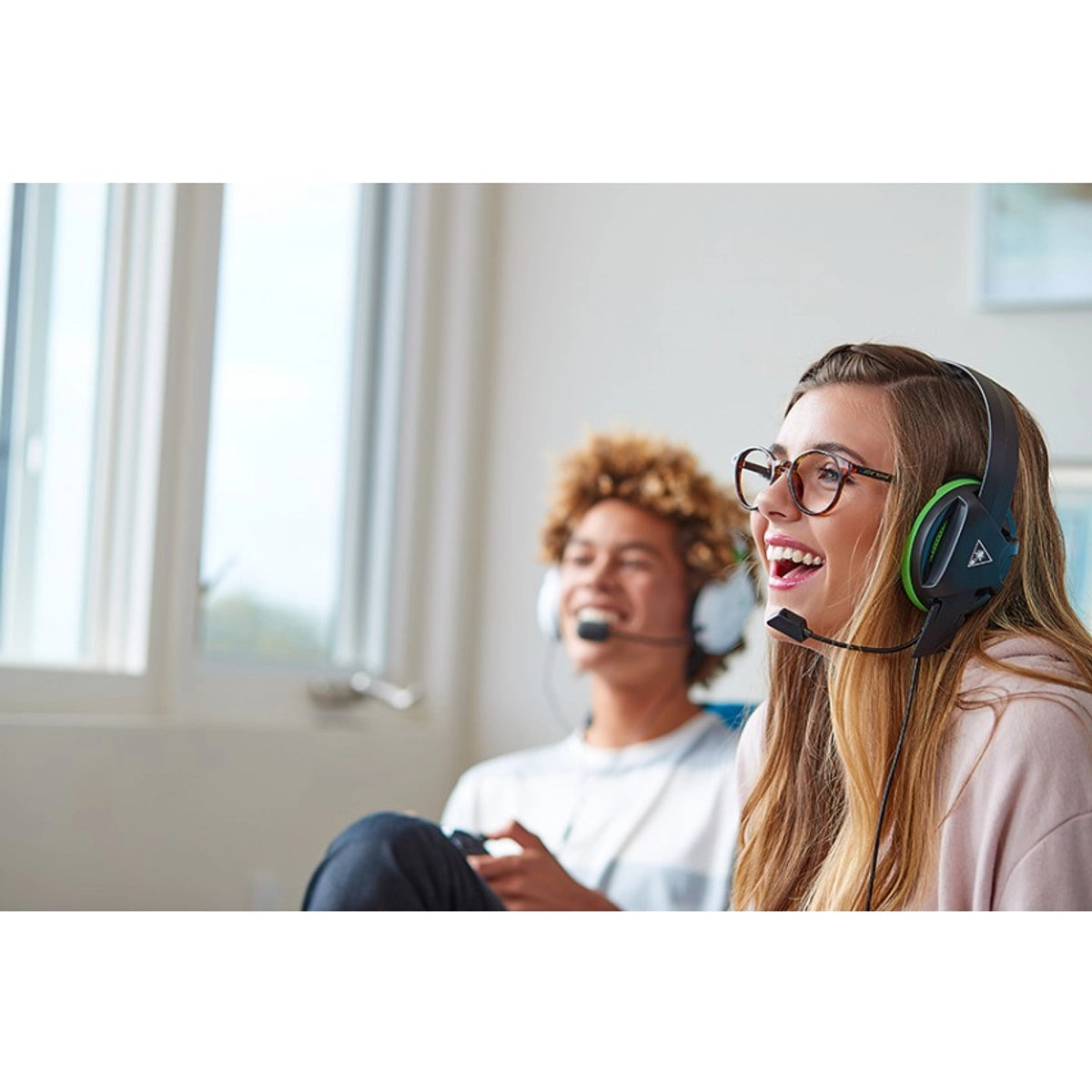 Turtle Beach Recon Chat Black Headset for Xbox one, Xbox Series X, PS5, PS4, Switch - Black & Green, Wired, Gaming, 80 - 10000 Hz, 213.2 g, Headset, Black, Blue