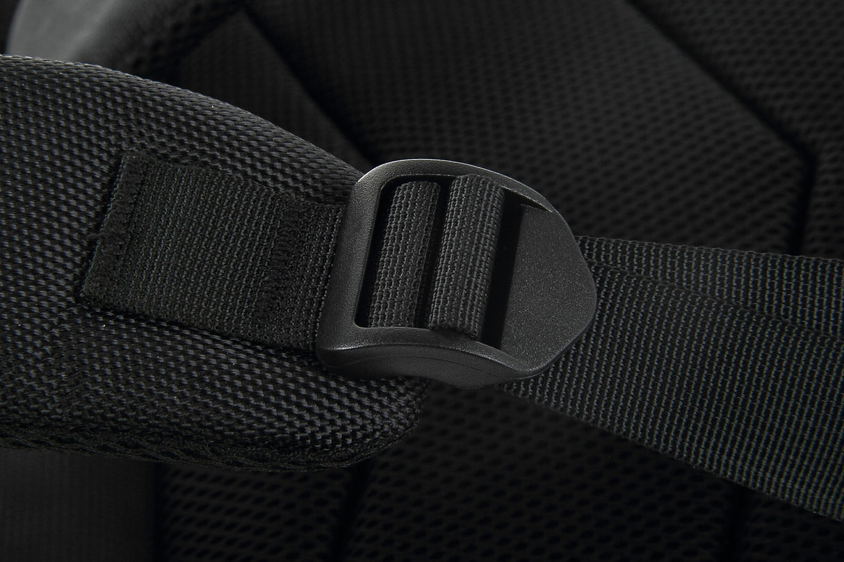 17" Tourer Laptop Backpack with Internal Pocket (BLACK)